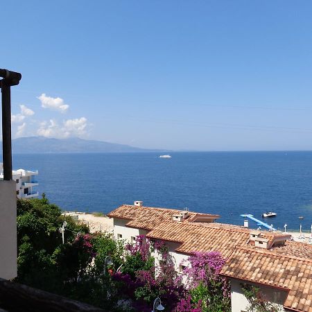 Kela Apartments Sarandë エクステリア 写真
