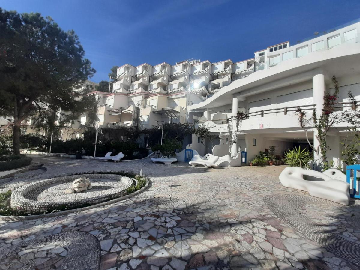 Kela Apartments Sarandë エクステリア 写真