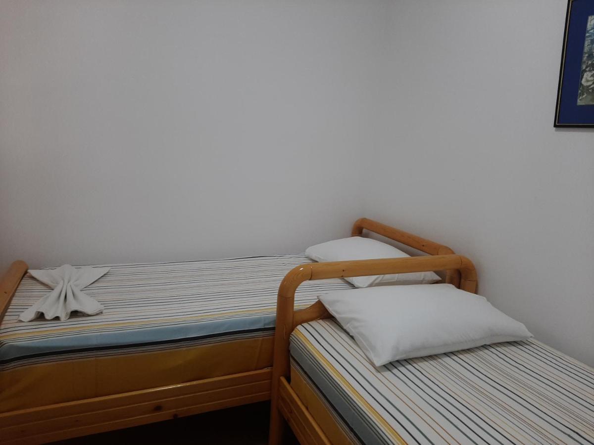 Kela Apartments Sarandë エクステリア 写真