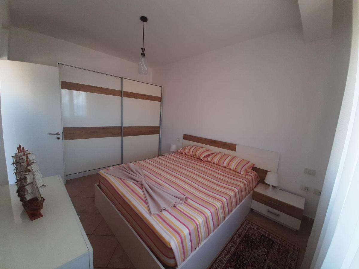 Kela Apartments Sarandë エクステリア 写真