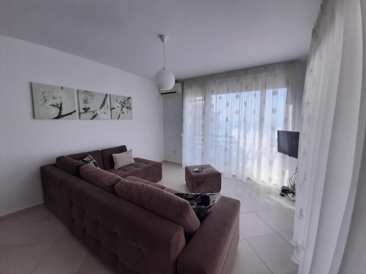Kela Apartments Sarandë エクステリア 写真