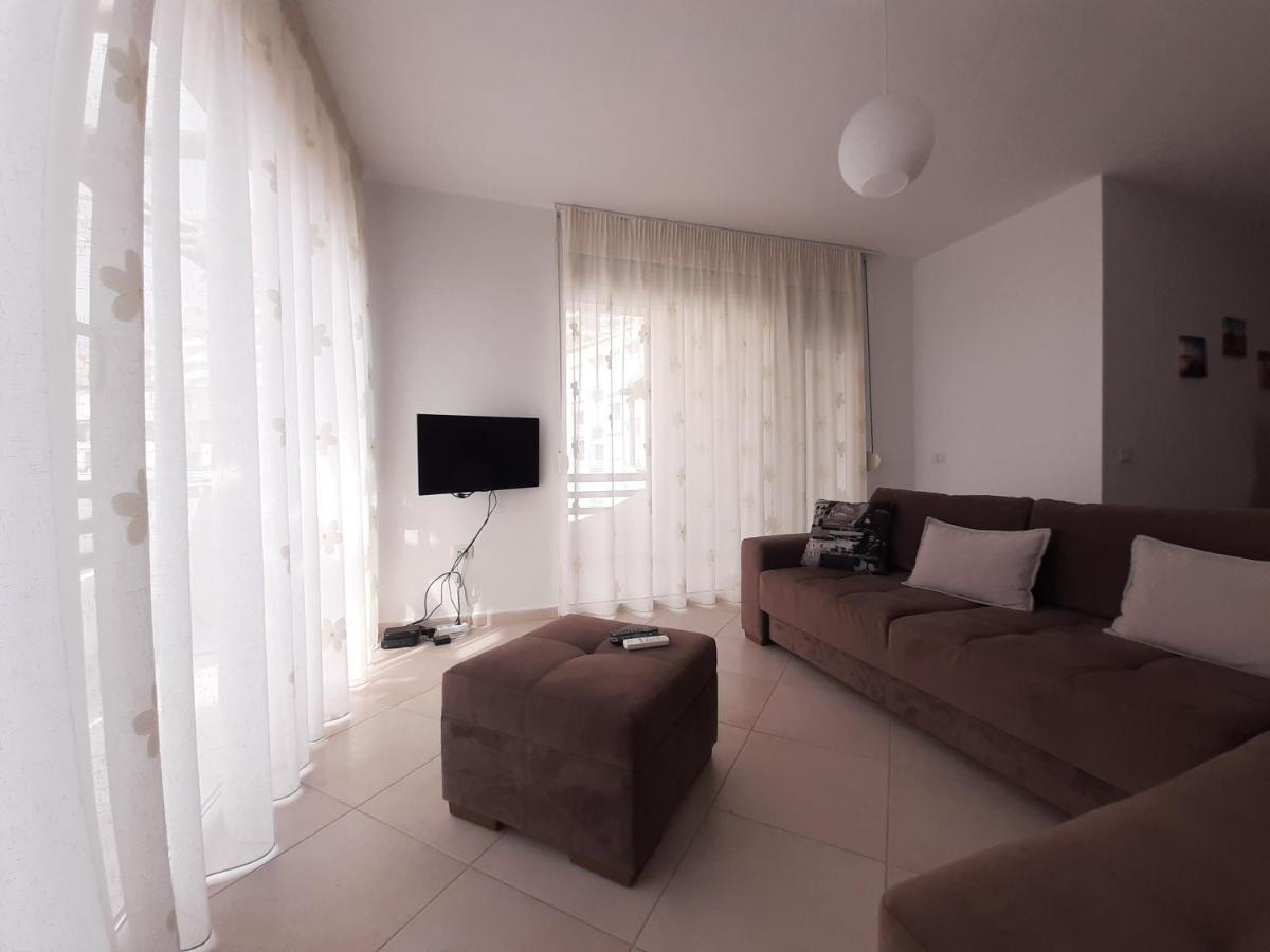 Kela Apartments Sarandë エクステリア 写真