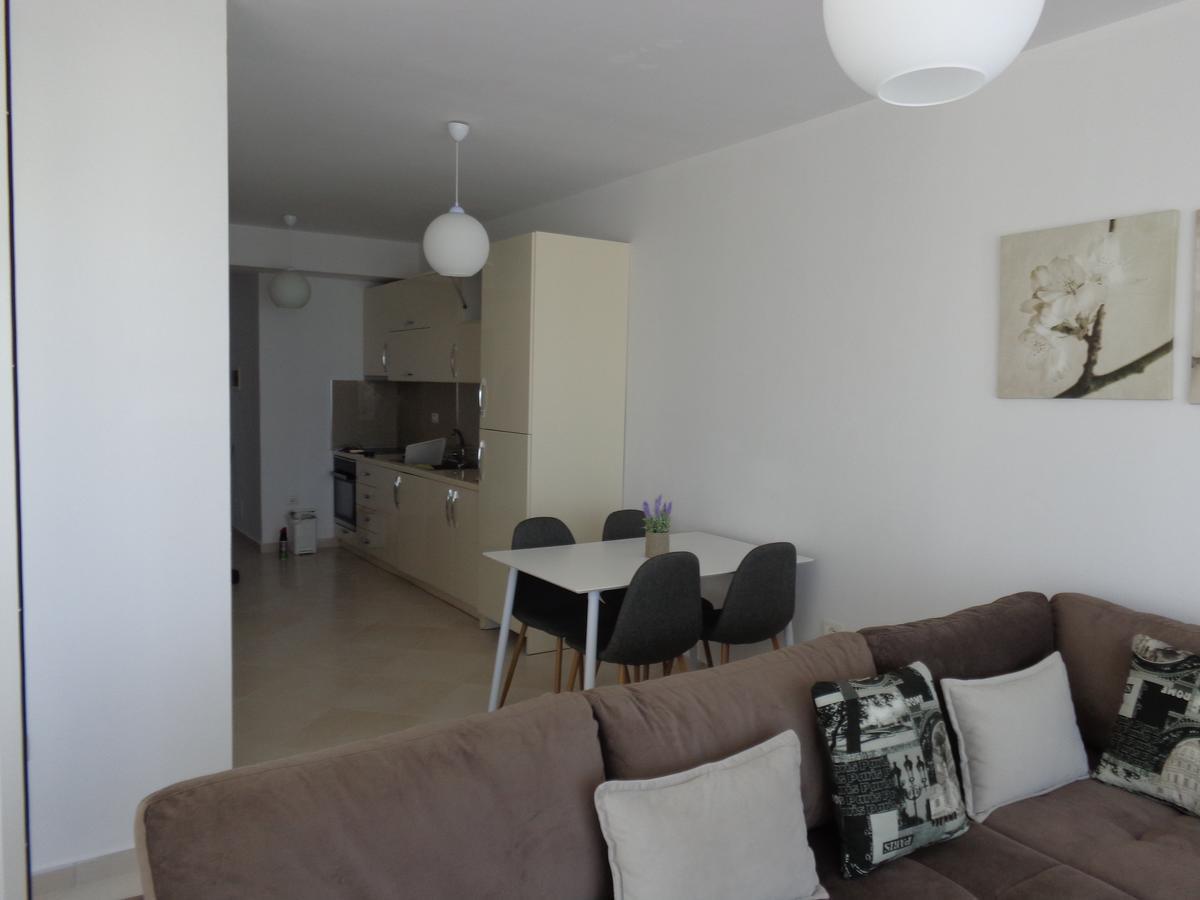 Kela Apartments Sarandë エクステリア 写真