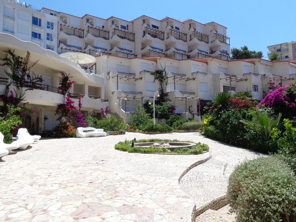 Kela Apartments Sarandë エクステリア 写真